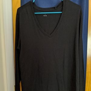 Universal Standard New W/Tags Black VNeck top